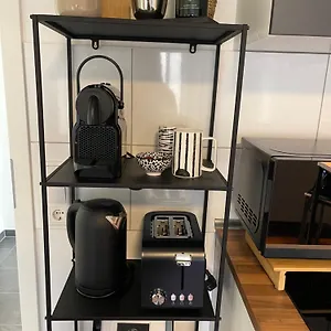 https://bella-casa-komplett-kernsanierte-1-zimmerwhg.nuremberg-hotels.org
