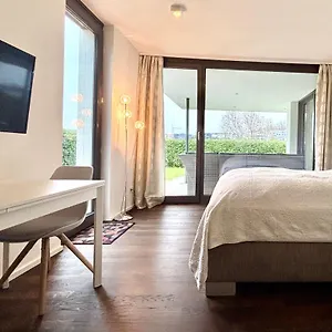 https://apt-studio-direkt-am-phoenixsee.topcolognehotels.com