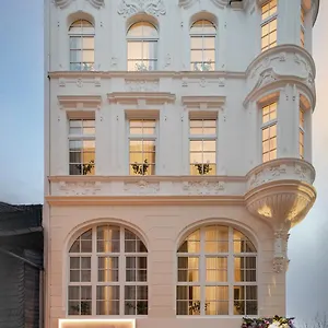 https://the-green-phoenix-phnixsee.topcolognehotels.com