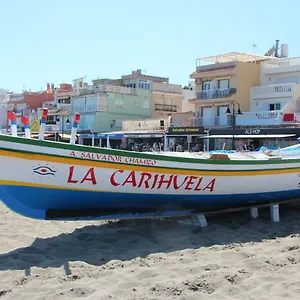https://apartamento-carihuela-beach-sun.es-andalucia.com